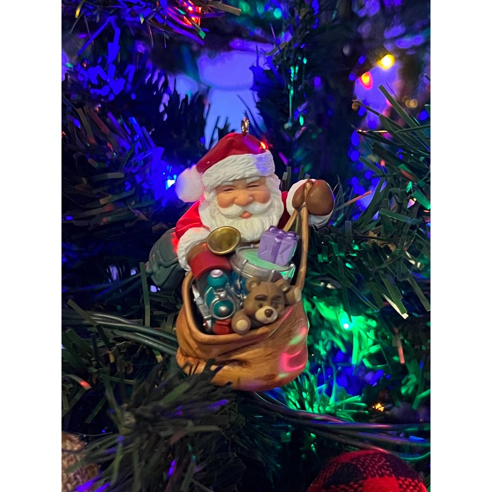Hallmark Keepsake "Santa's Magic Sack" Christmas Tree Ornament